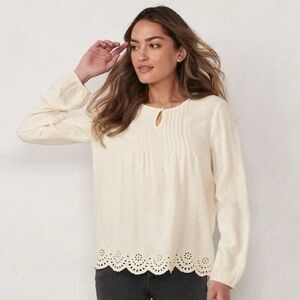 LC Lauren Conrad Cream Long Sleeve Blouse Pintuck Eyelet Hem Top Size XS